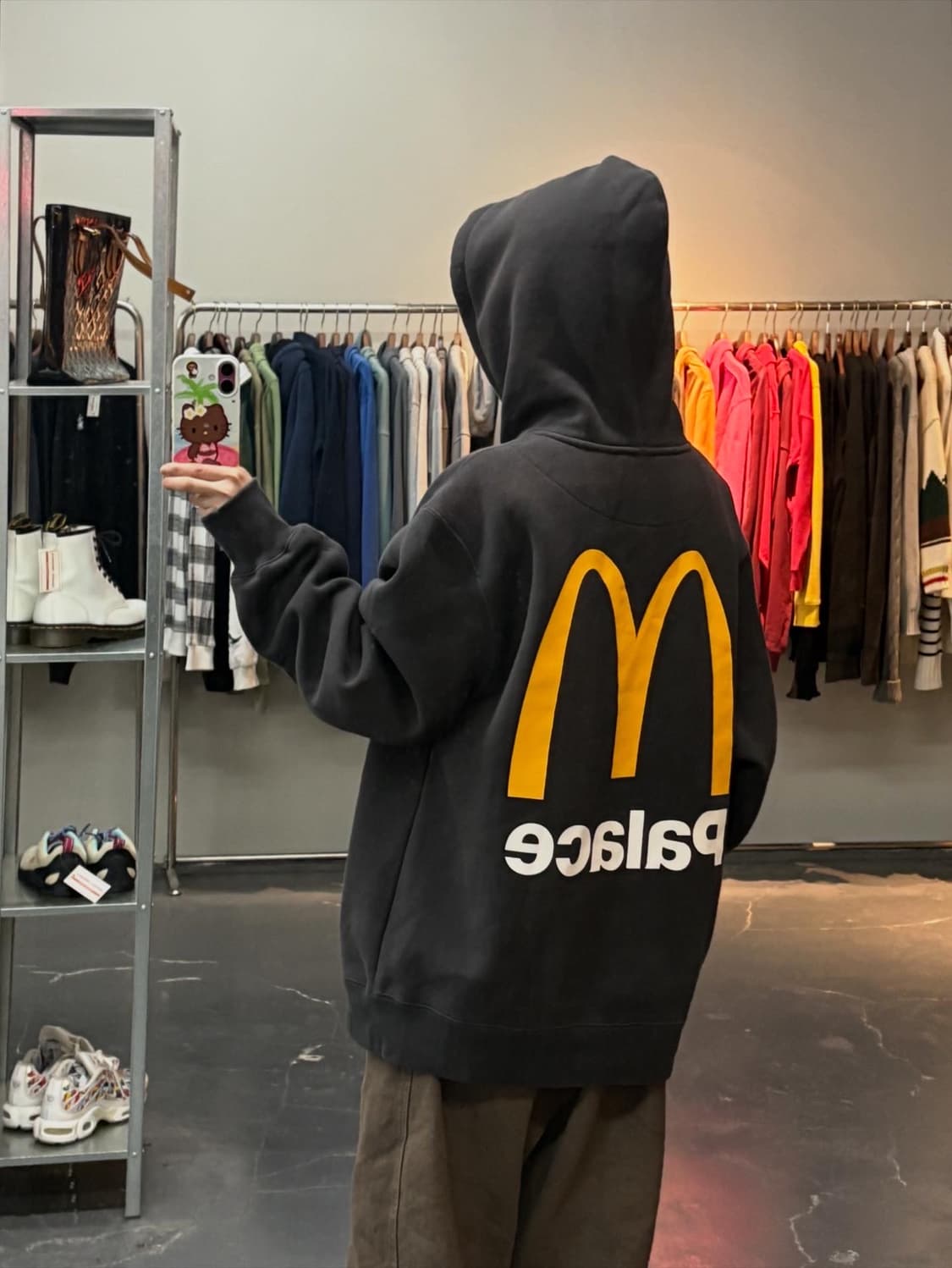 팔라스 X 맥도날드 콜라보 로고 후드티 A3390 상품이미지2