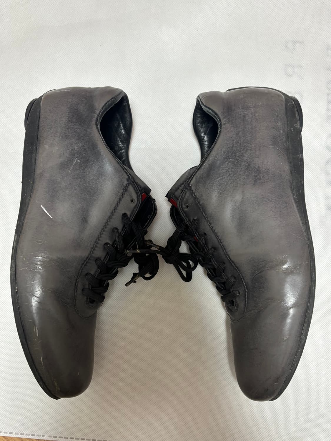 (255) 프라다 가죽 스니커즈 신발 상품이미지4