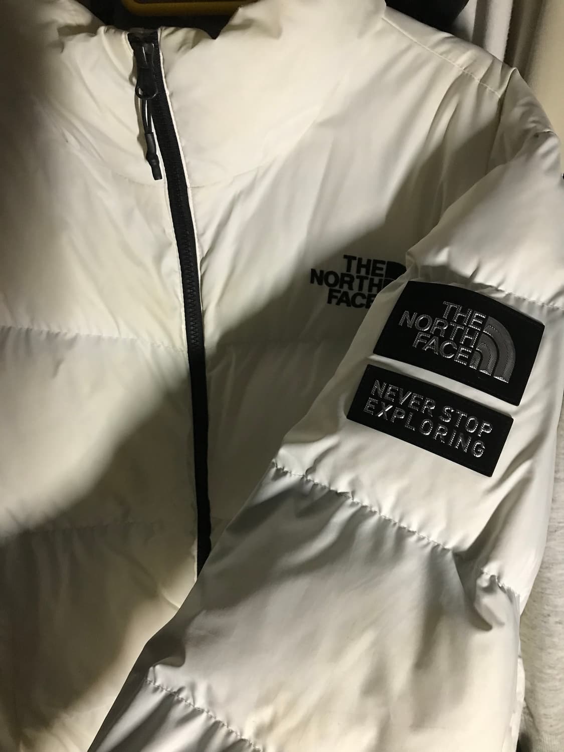 노스페이스 화이트노벨 패딩 M 상품이미지2