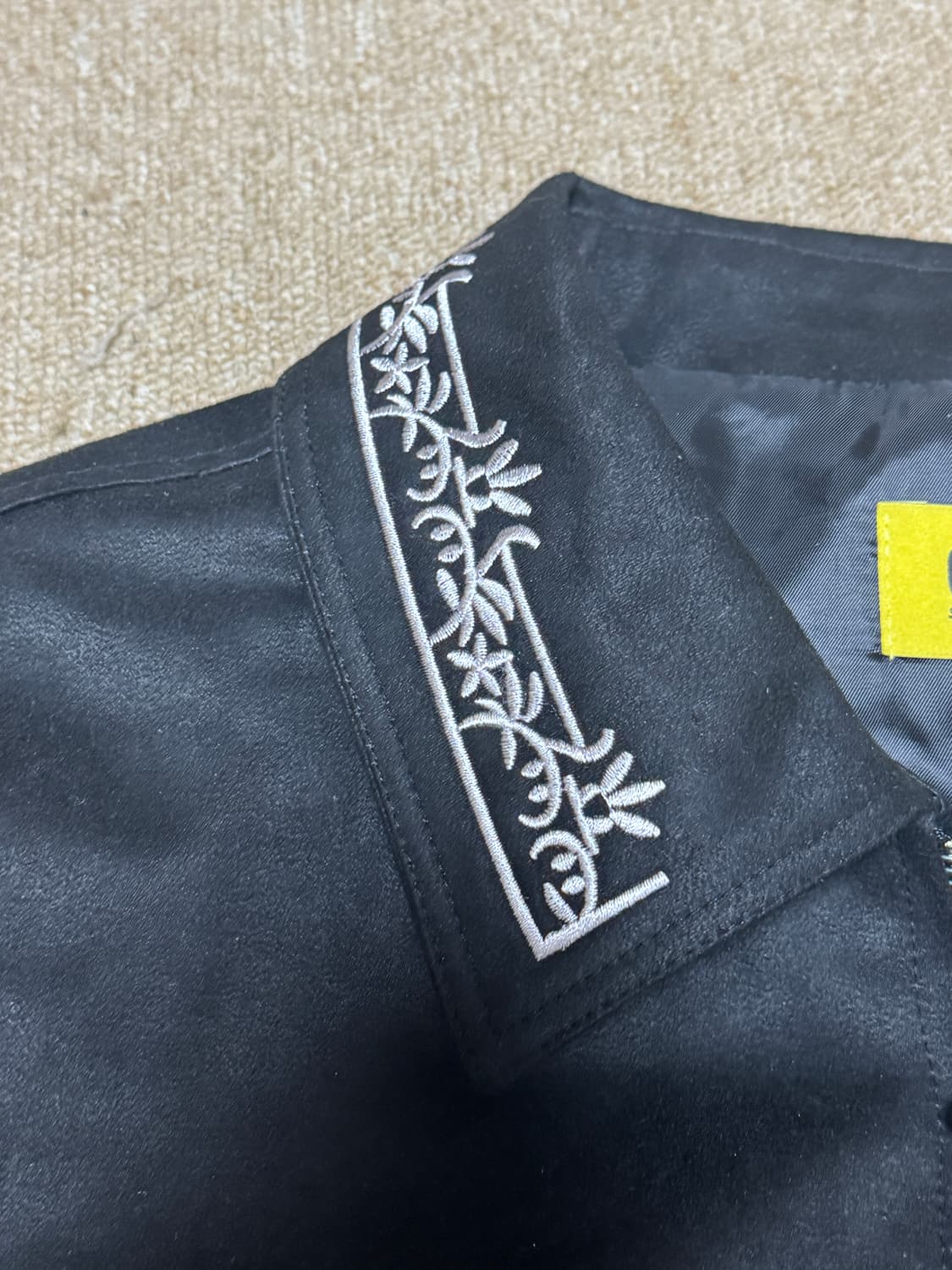 스웨이드 카라 자수 블루종 팝니다 상품이미지3