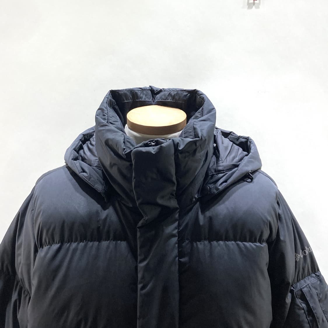 컬럼비아 남 벤치 구스다운자켓 패딩 블랙 95  상품이미지2