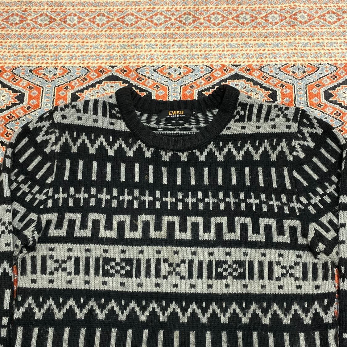 에비수 블랙 패턴 니트 남성100  상품이미지2