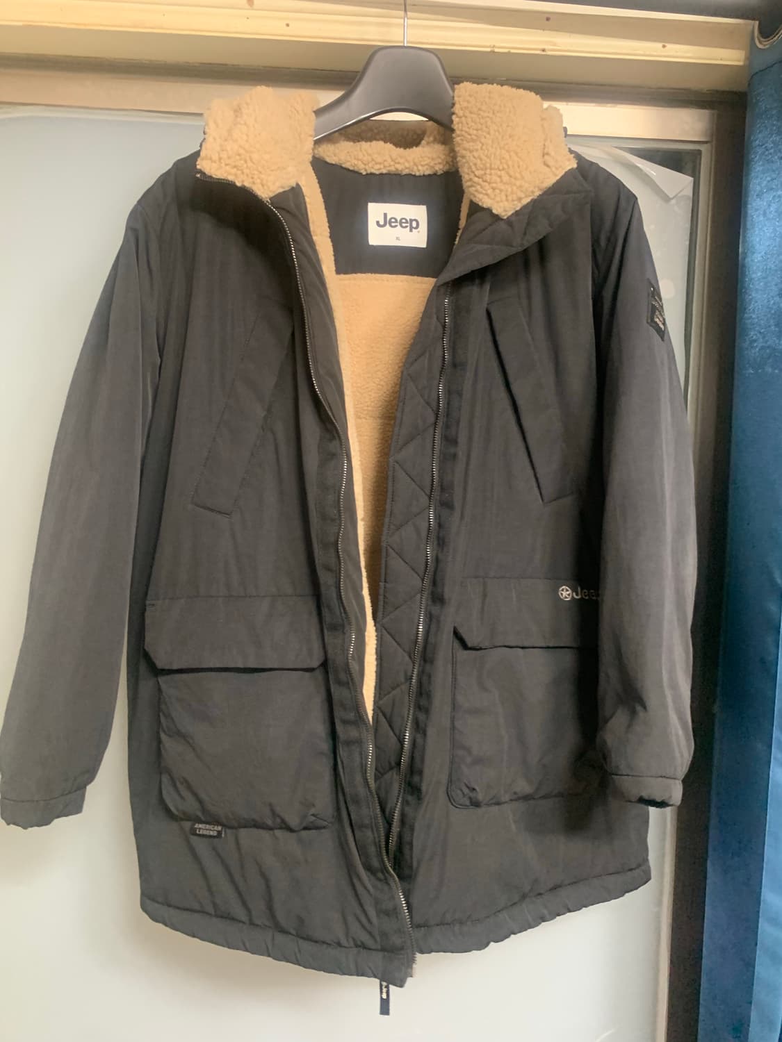 지프 쉐르파 뽀글이 xl다운패딩 판매합니다 ! 상품이미지1