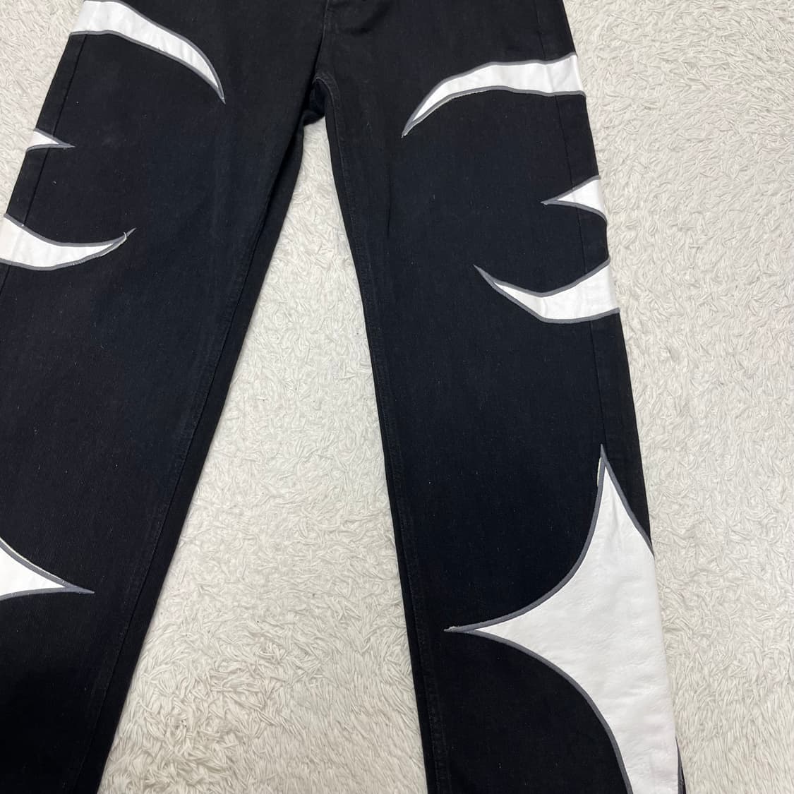 Thug Club black white leather denim pant 상품이미지5