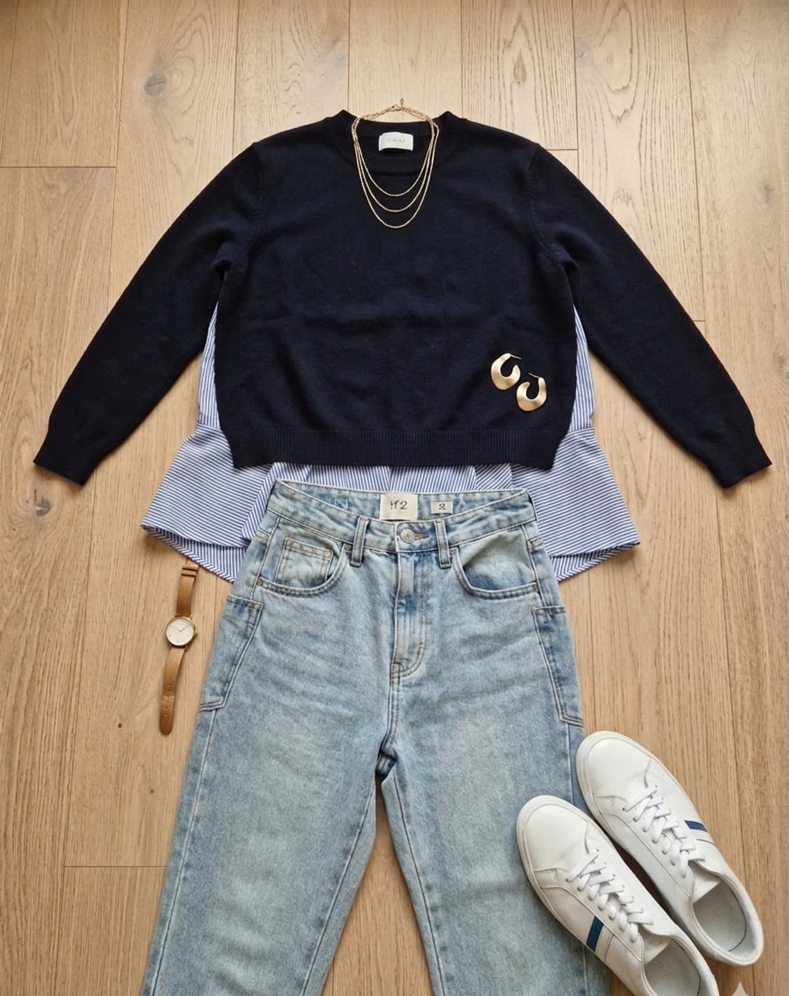 JOVONNA LONDON 조본나 런던 반전 뒷태 니트 상품이미지1