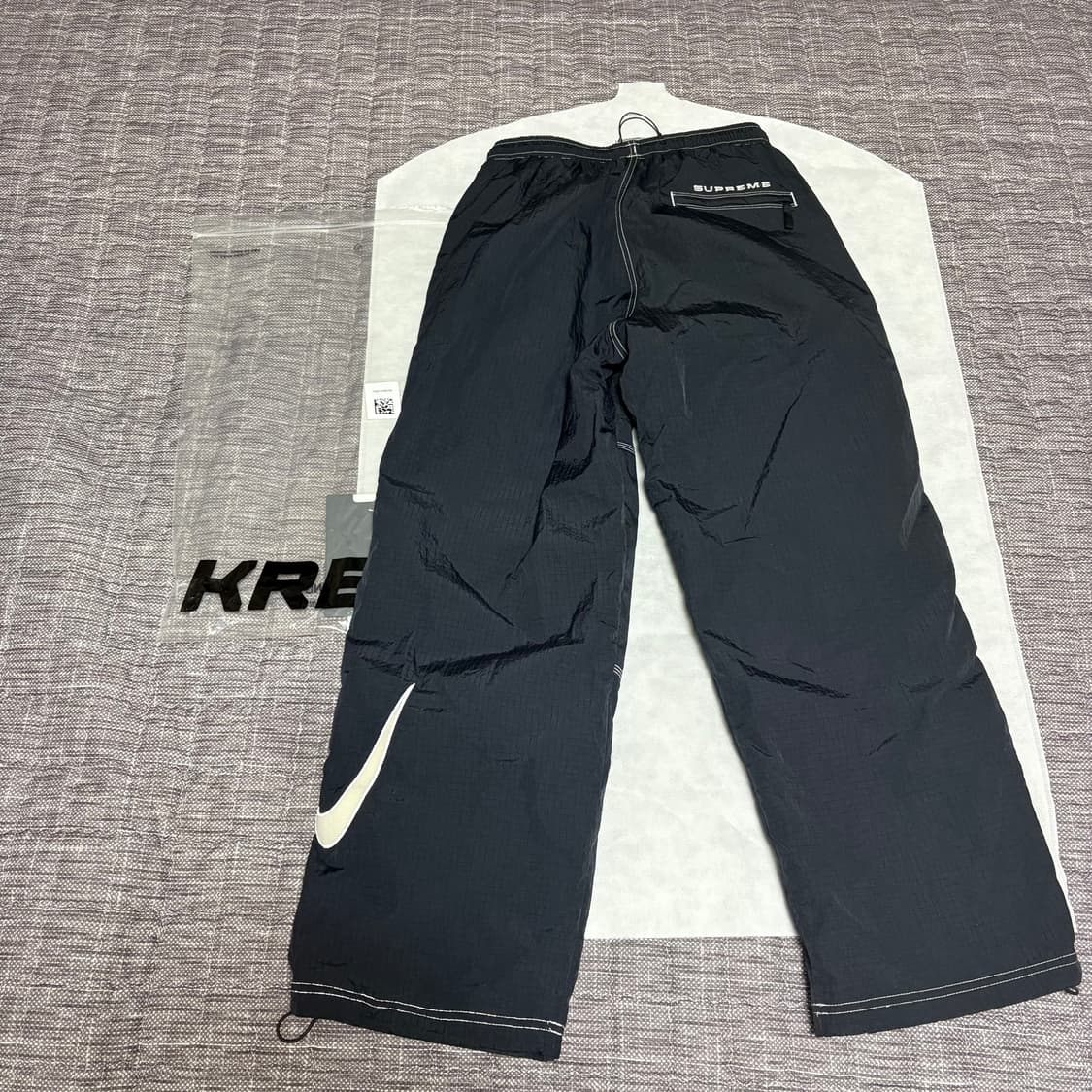 나이키 슈프림 트랙 팬츠 S 상품이미지2