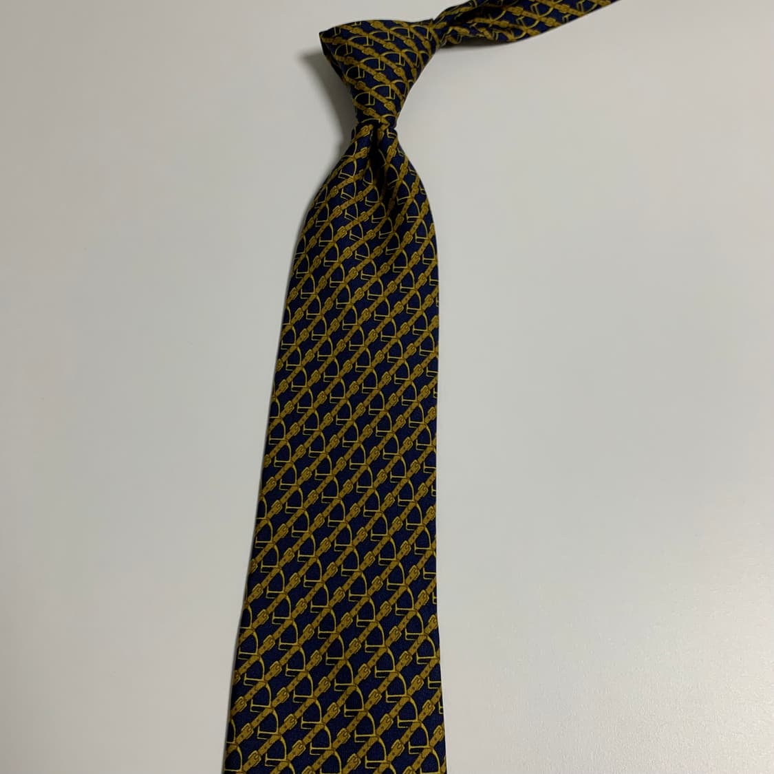 에르메스(HERMES) 기하학적패턴 명품넥타이 A+등급 상품이미지8