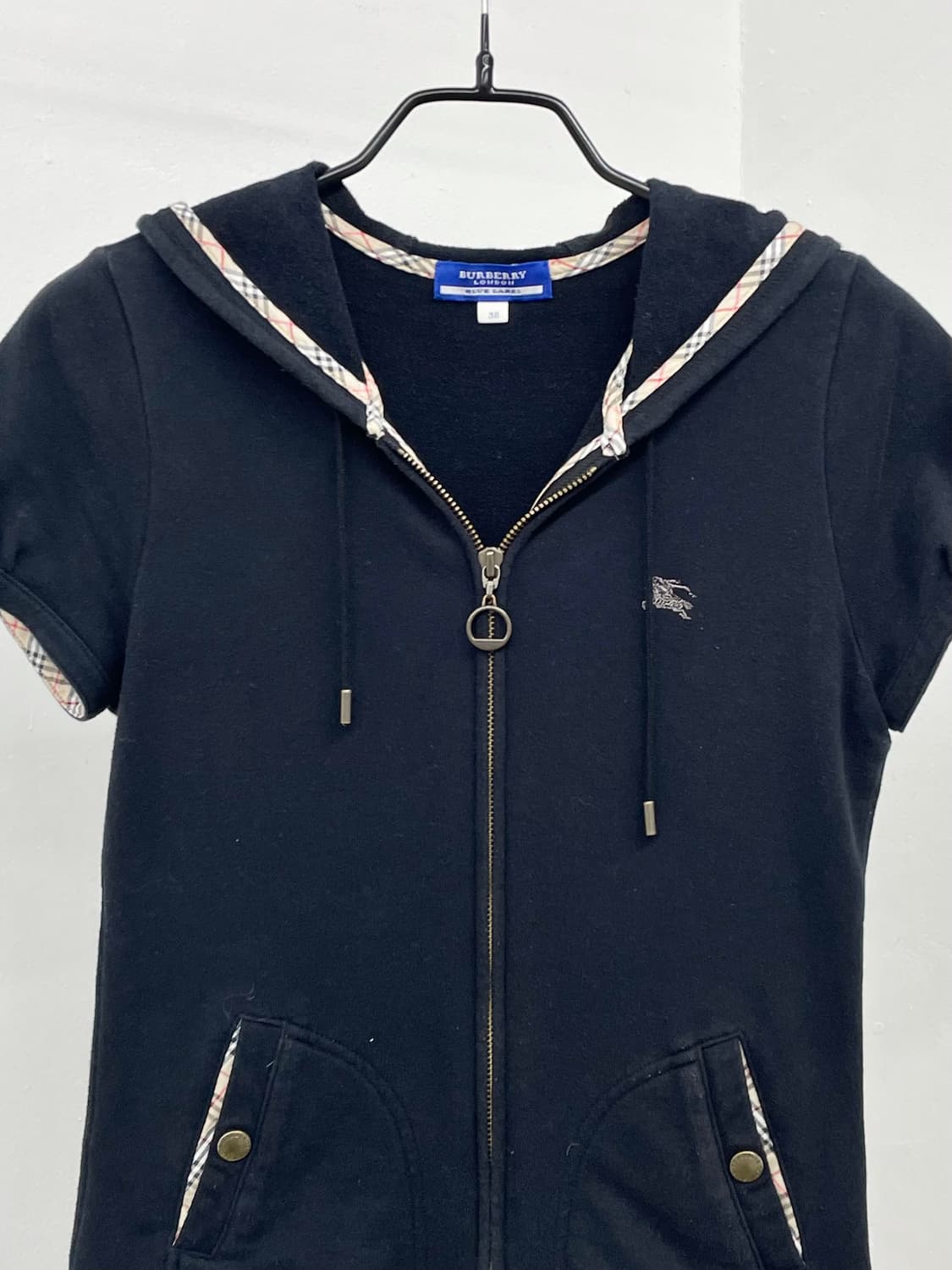 버버리 블루라벨 로고 하프 후드집업 상품이미지6