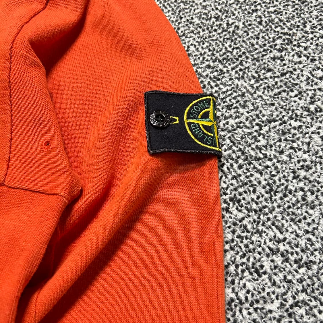 스톤 아일랜드(Stone Island) 오렌지 크루넥 니트 상품이미지4