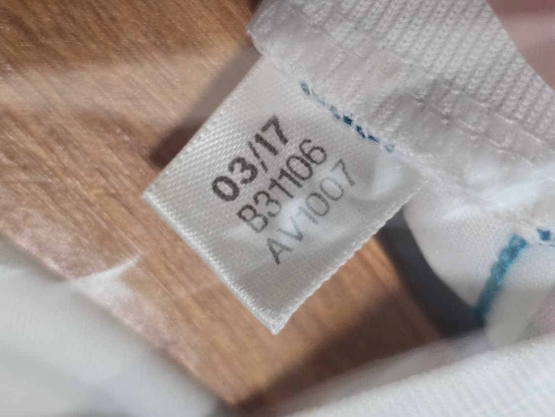 17-18 레알마드리드 홈 긴팔 유니폼 세르히오 라모스 상품이미지4