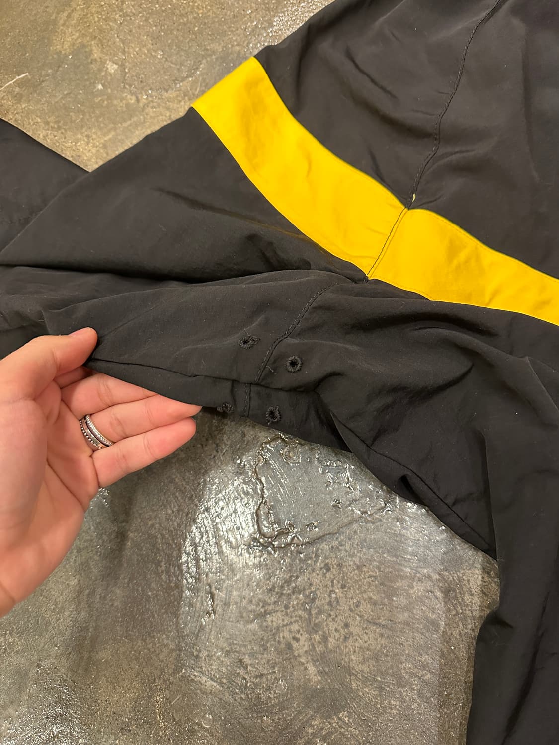 Original US ARMY 블랙 트레이닝 자켓 L 상품이미지4