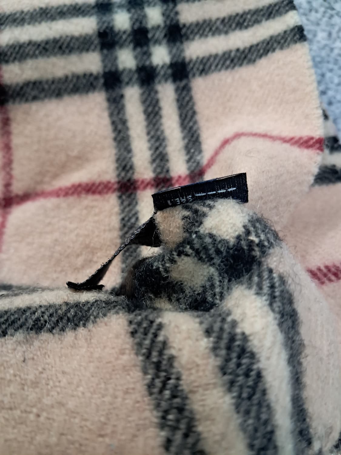 버버리 클래식체크 머플러 상품이미지3