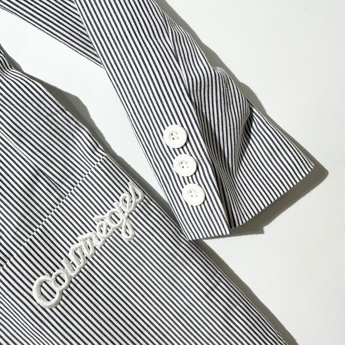 꾸레쥬 로고 포켓 스트라이프 싱글 블레이저 자켓 상품이미지5