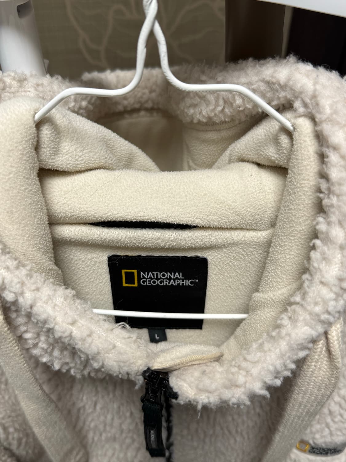 내셔널지오그래픽 뽀글이 L 아이보리 상품이미지2