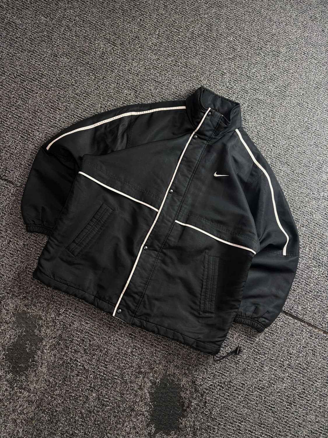 나이키 스우시 올드스쿨 블랙 누빔 자켓 3417 상품이미지1