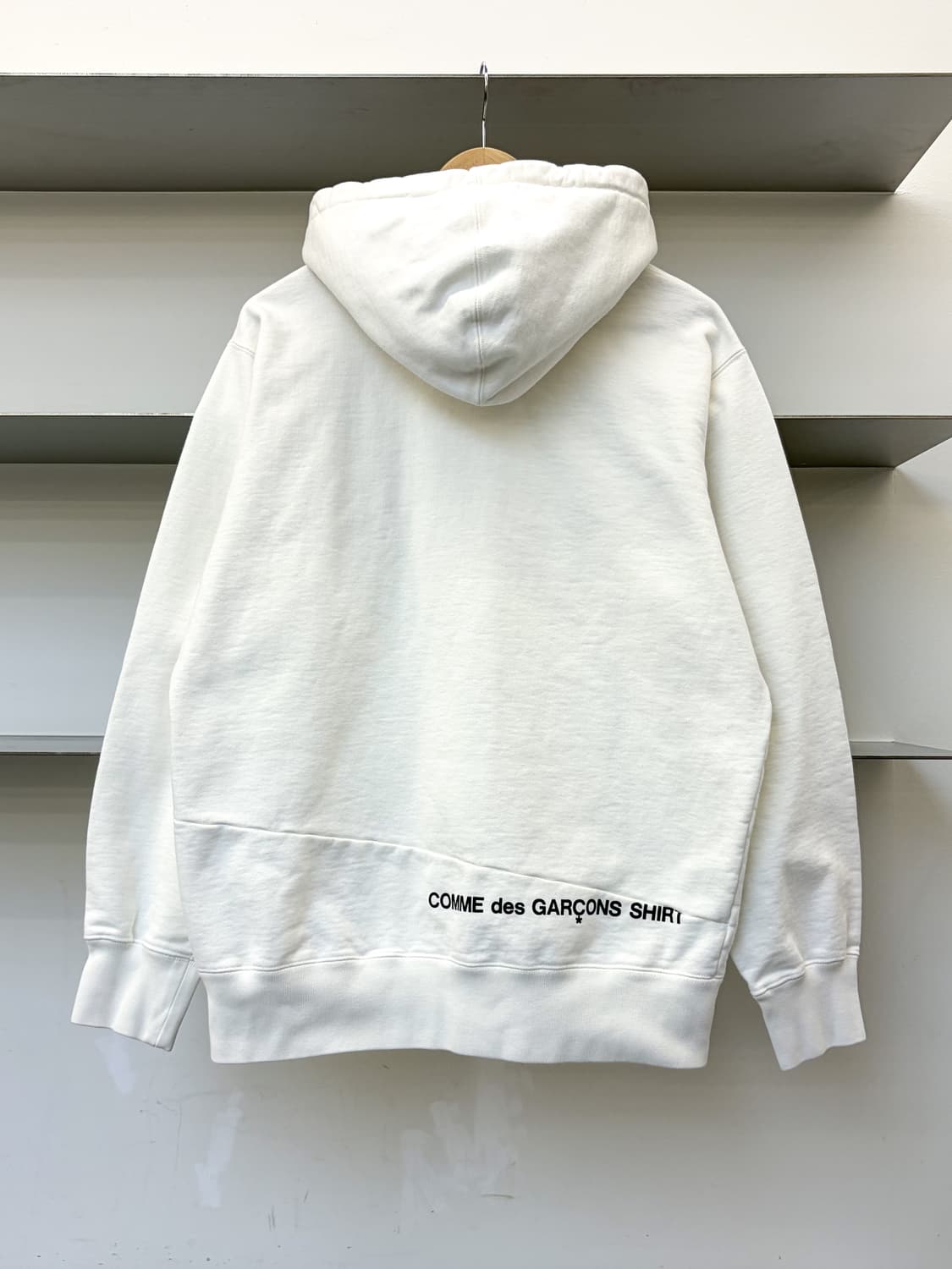 슈프림 X 꼼데가르송 18FW 스플릿 박스 로고 후드티 상품이미지3