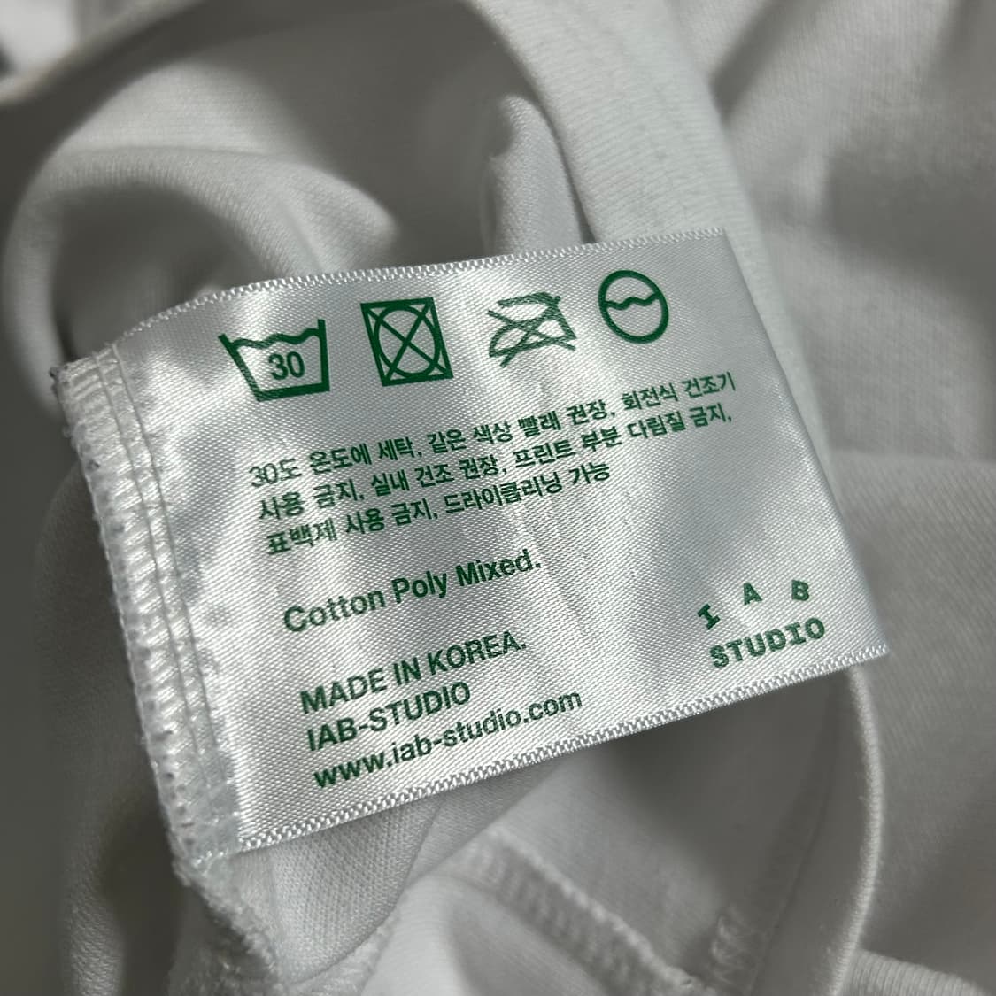 아이앱스튜디오 반팔 티셔츠 화이트 네이비 L   상품이미지8