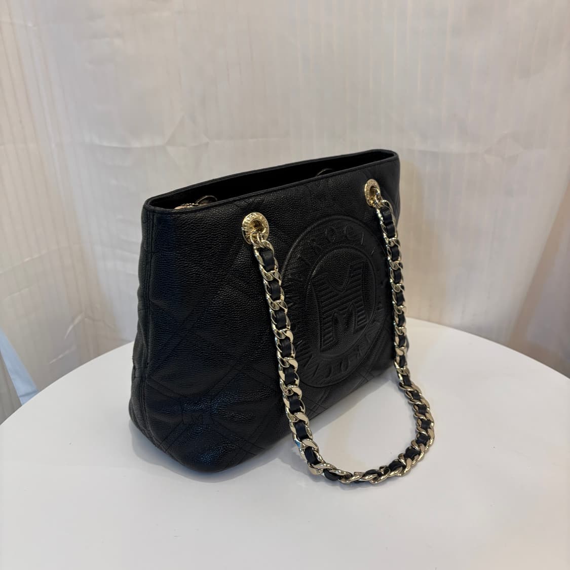 정품 메트로시티 금장 퀄팅 숄더백     상품이미지2