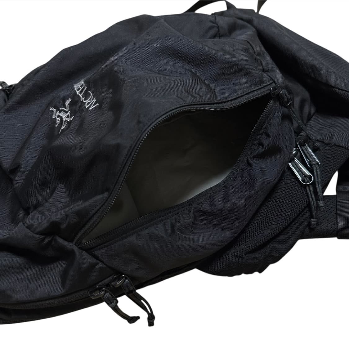 아크테릭스 맨티스26 백팩 블랙 상품이미지4