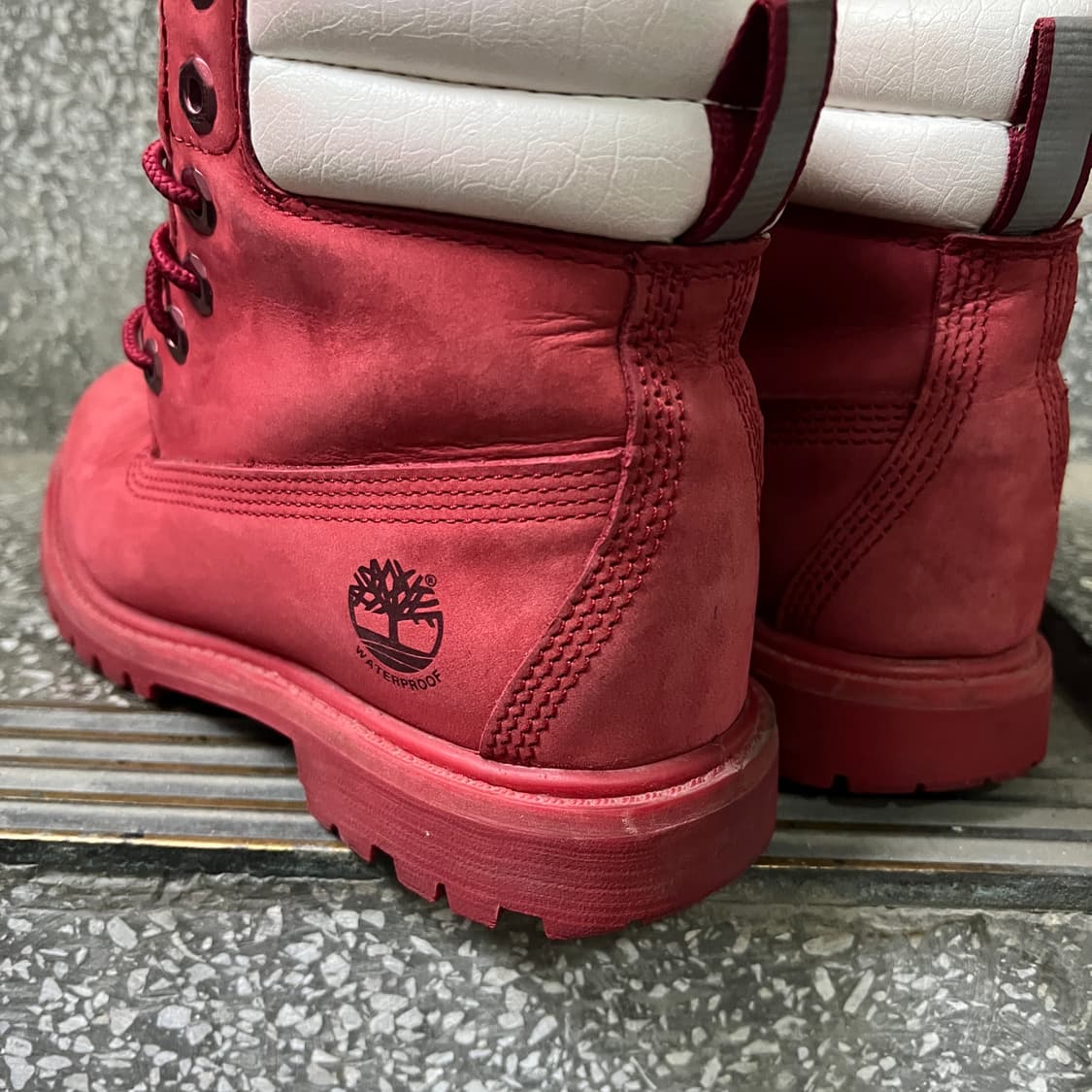 팀버랜드 6인치 프리미엄 워터프루프 레드&화이트 부츠 상품이미지4