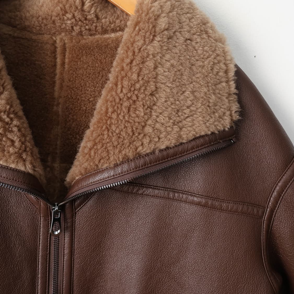 77/리오벨 양모100% 무스탕 하프 롱 코트 상품이미지4