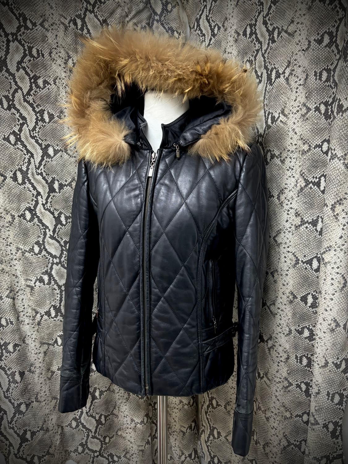 SheepSkin Down Leather Buckle Detail Fur 상품이미지6