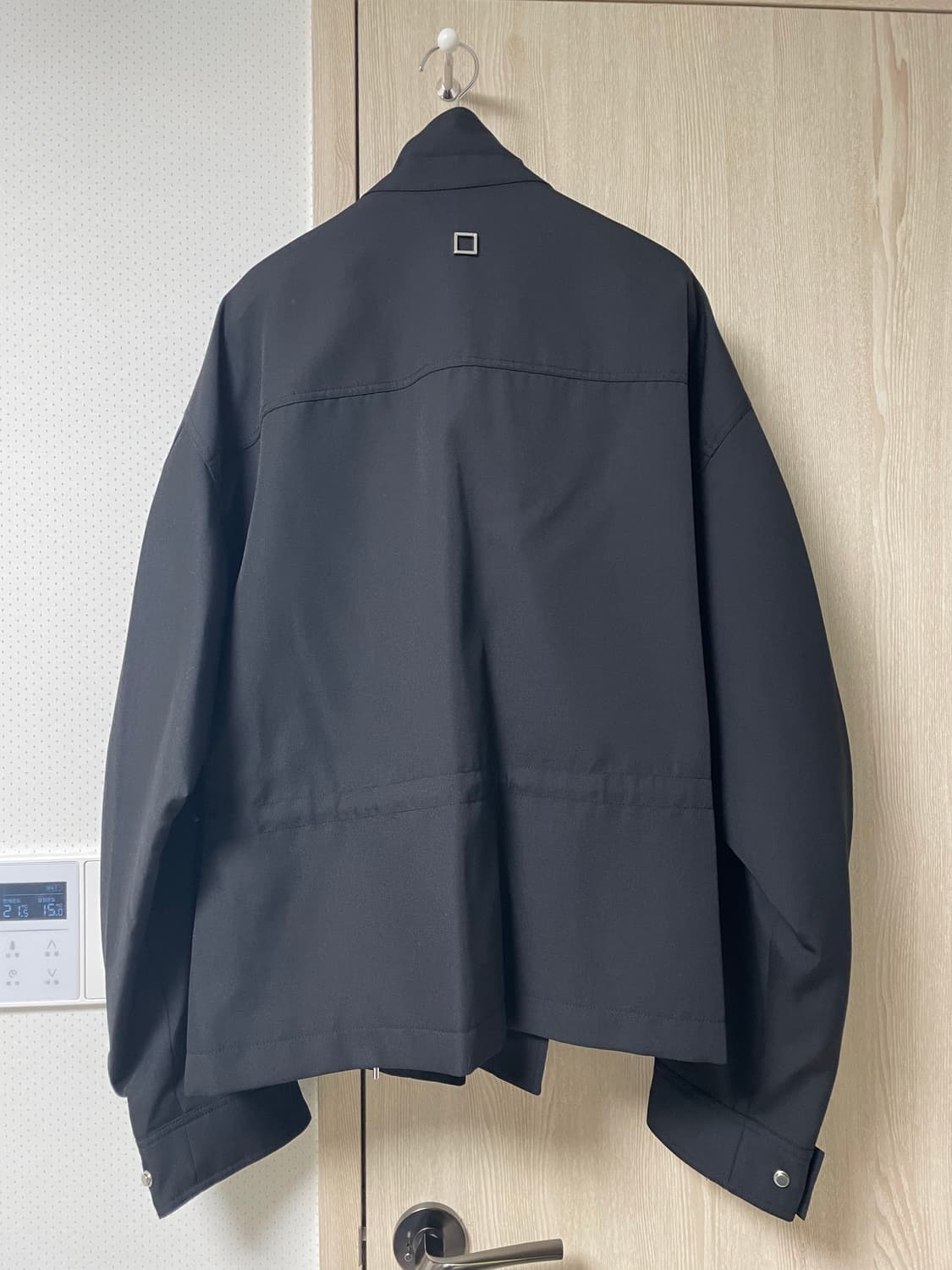 52사이즈 새상품, 우영미 25ss 블랙 하이넥 자켓 상품이미지5