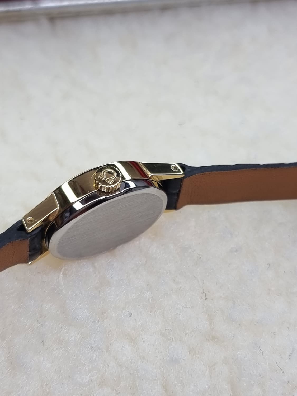 오메가 제네브 빈티지 오벌 실버 다이얼 수동 여성시계 상품이미지5