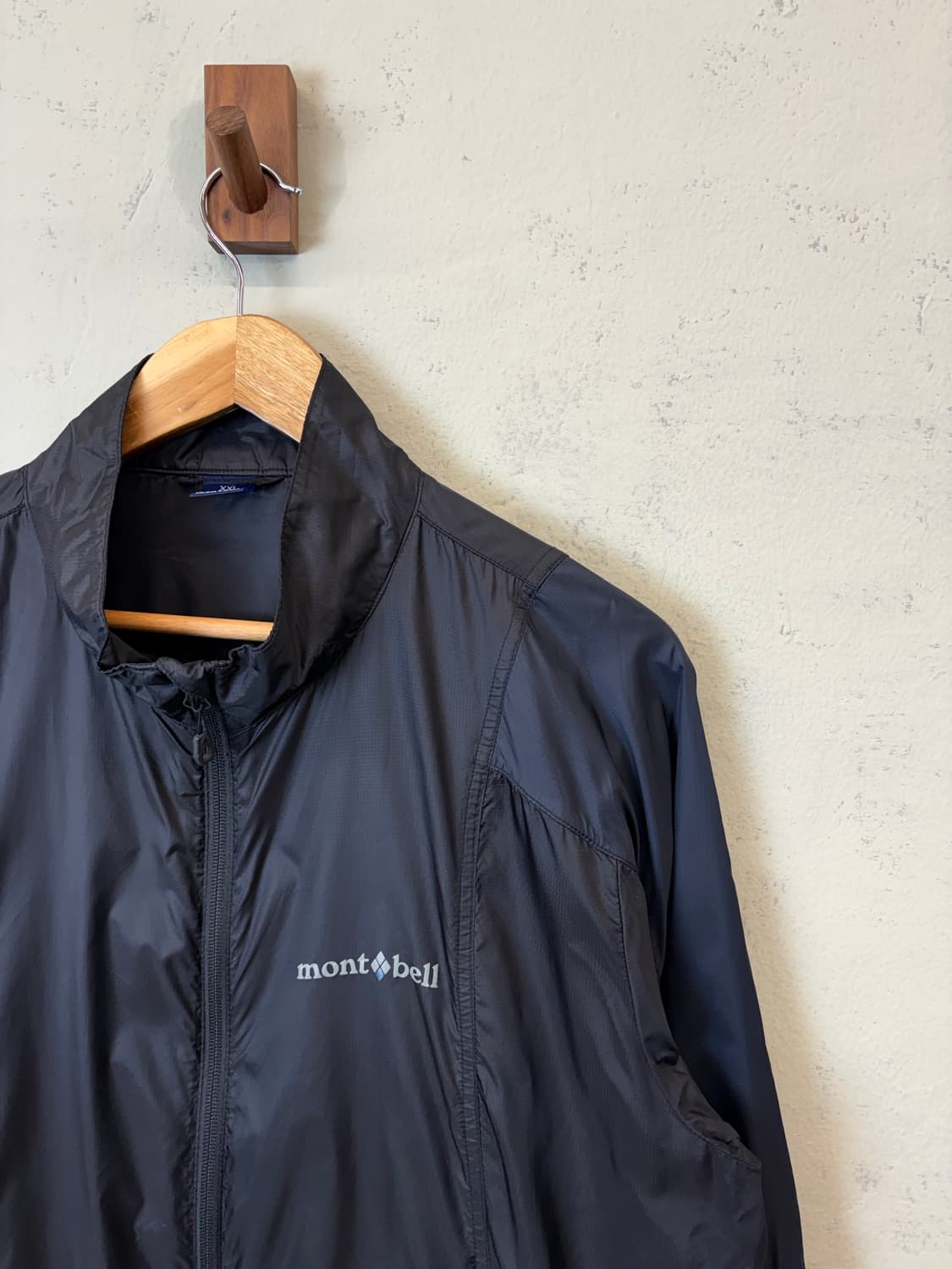 몽벨 나일론 바람막이 블랙 상품이미지3