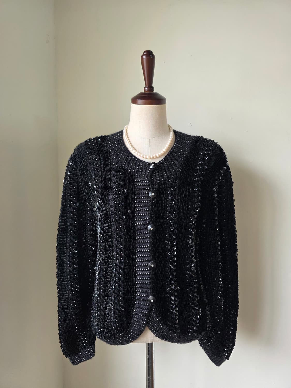 블랙 스팽글 시퀸 울 가디건 상품이미지1