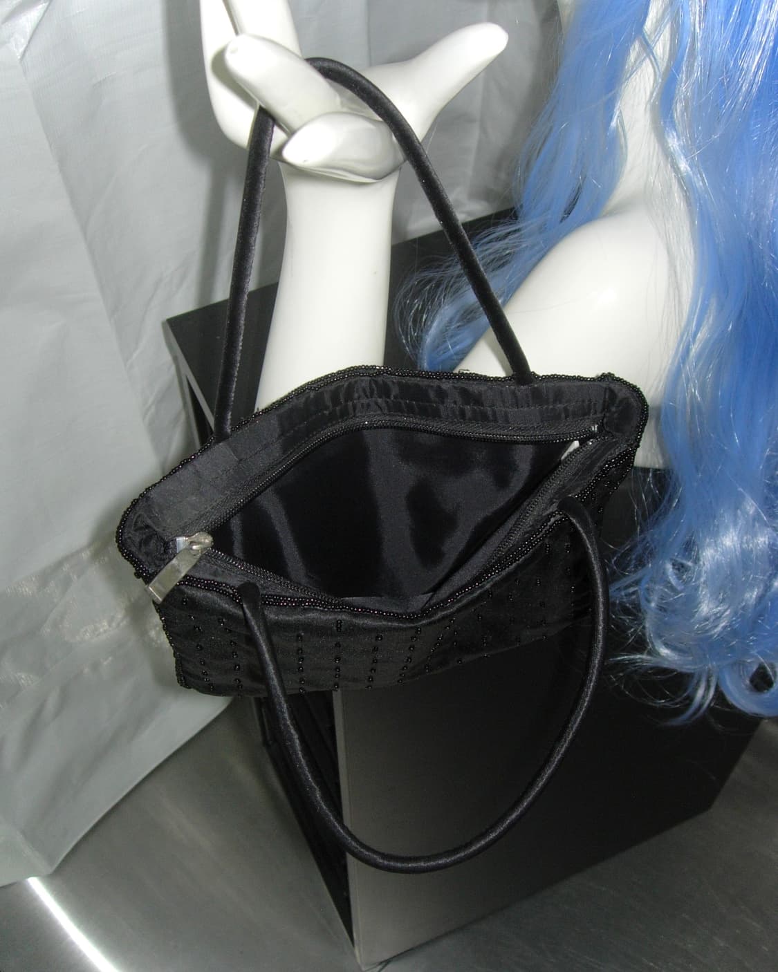 Black Beads Rose Mini Bag 상품이미지2
