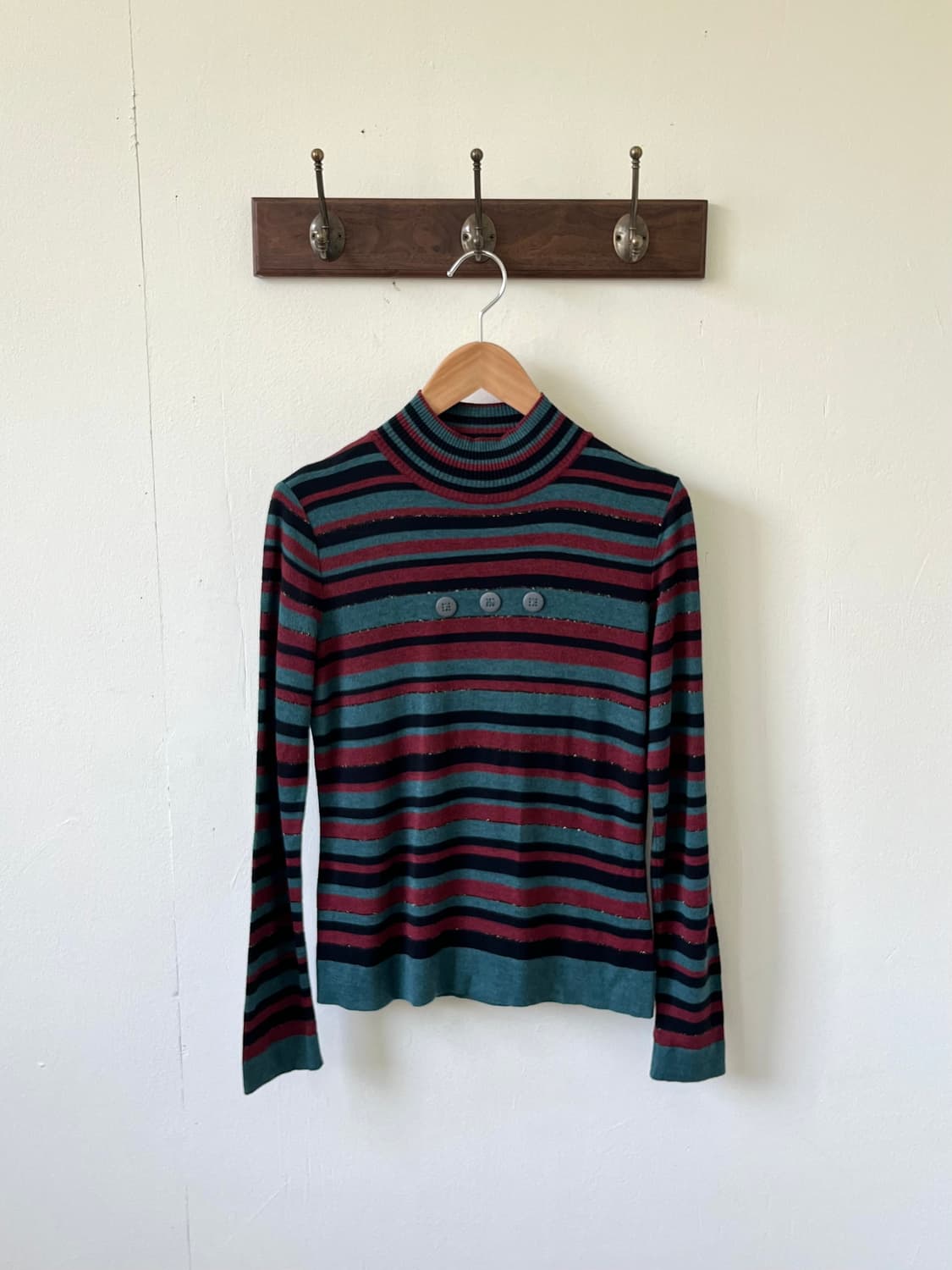 INTELLECTION 미드 버튼 터틀넥 상품이미지1