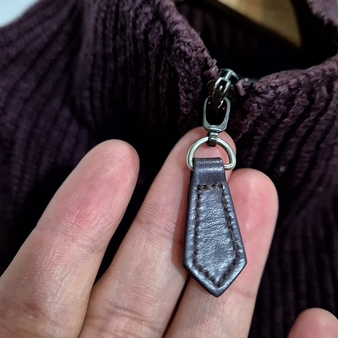 Superior 자수 반 집업 니트 상품이미지3