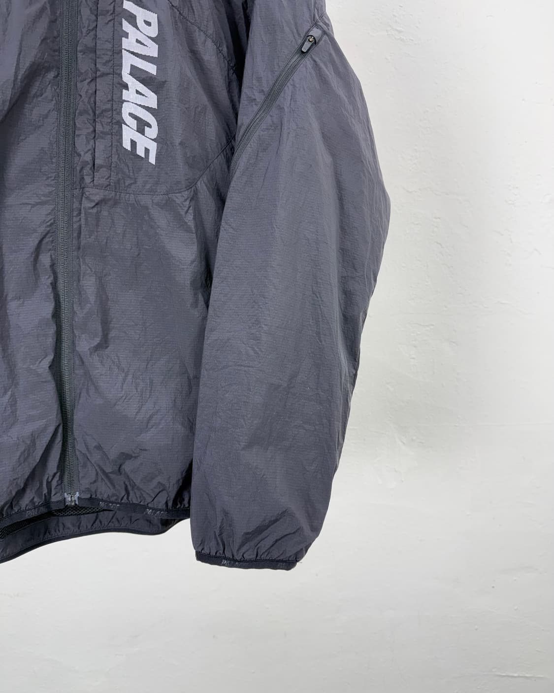 팔라스 25ss 벤틸레이트 후디 자켓 블랙 상품이미지6