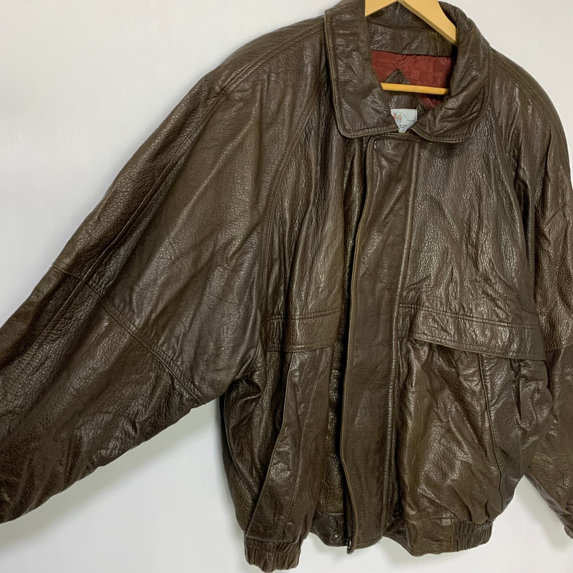 아쿠아스큐텀 빈티지 천연가죽 봄버 자켓 리얼레더 브라운 남녀공용 오버핏 상품이미지3