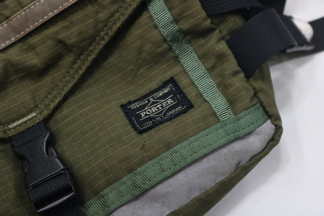 Porter 포터 리플렉티브 로고 카키 립스탑 웨이스트백  힙색 상품이미지4