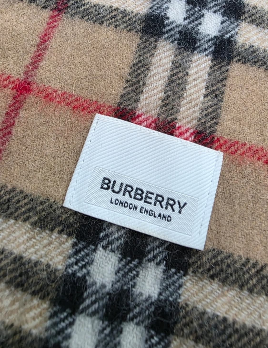 버버리 신형 캐시미어 체크 머플러 상품이미지5