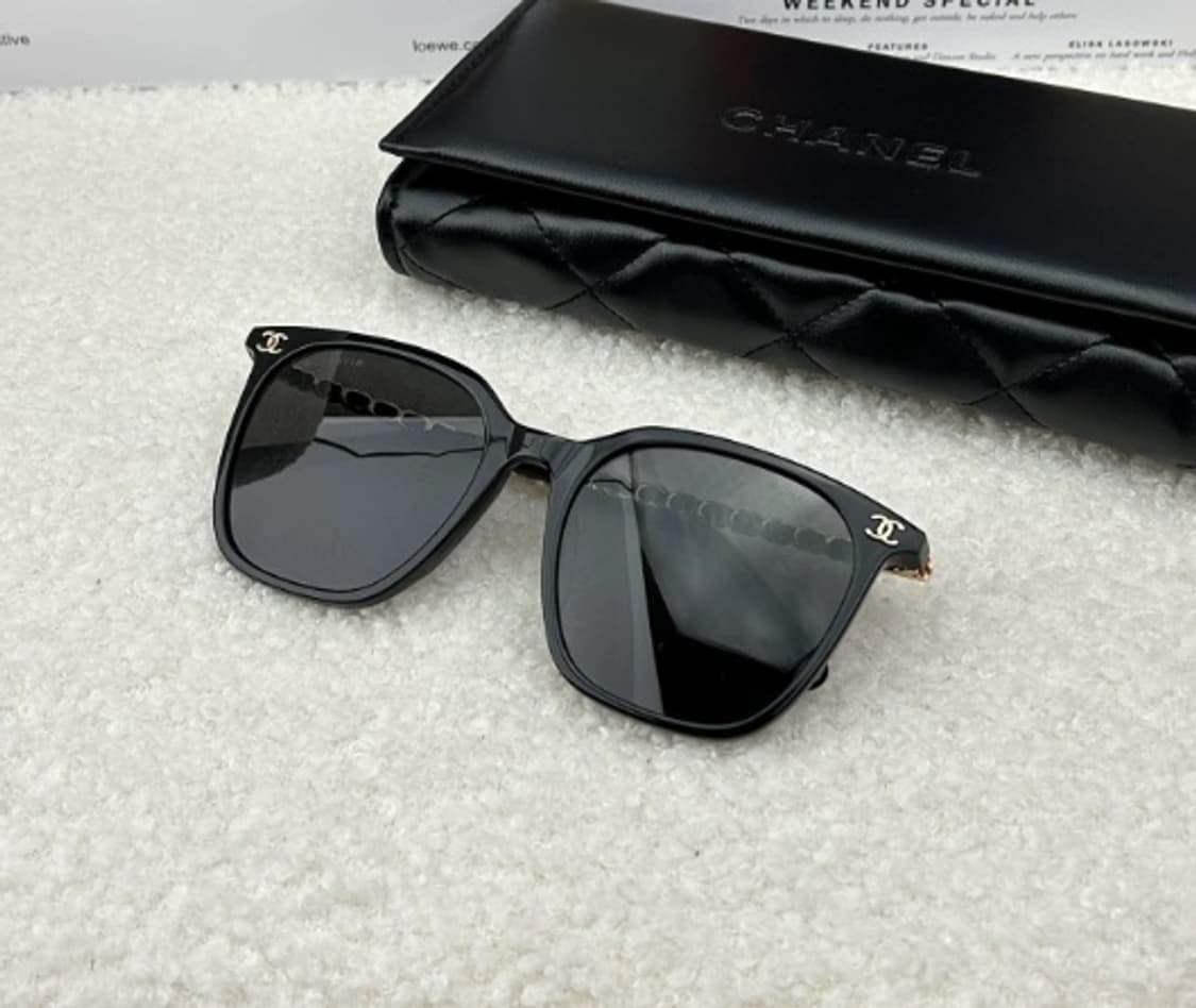 샤넬 정품 선글라스 블랙/골드 풀세트 상품이미지2
