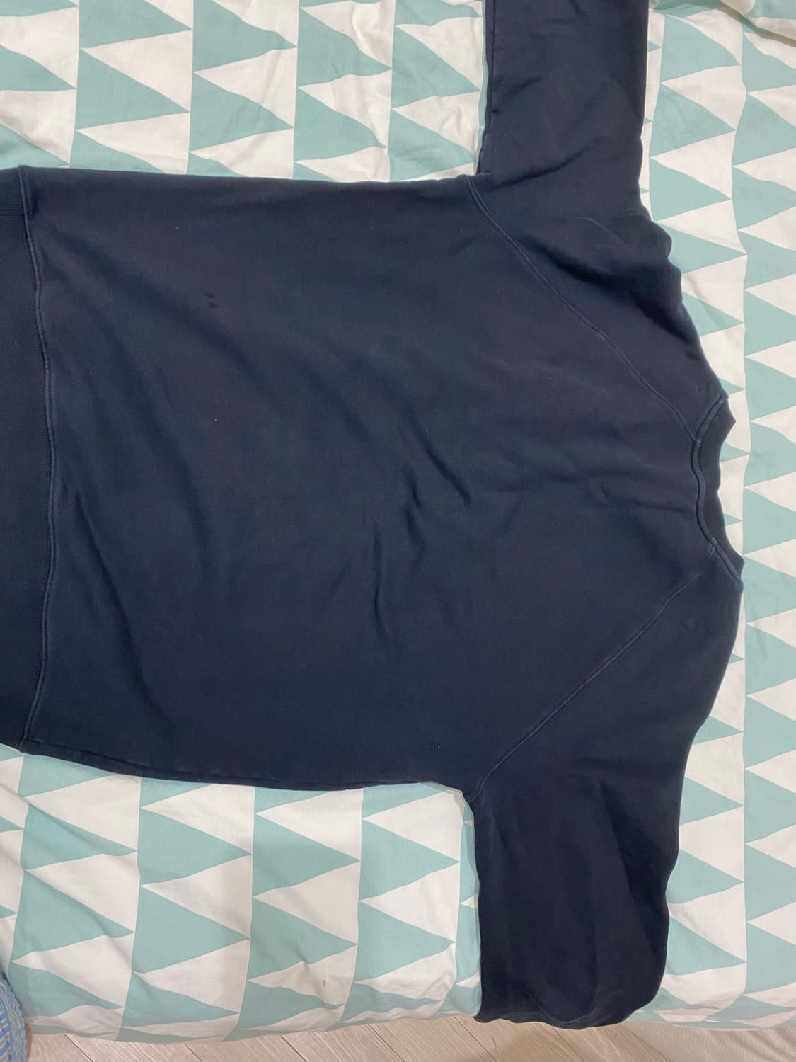 메종키즈네 블랙맨투맨 상품이미지4