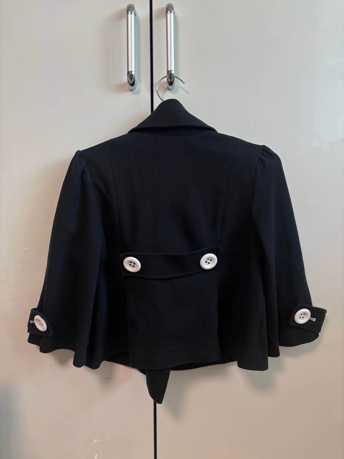 세실맥비 더블 버튼 크롭 자켓 상품이미지3