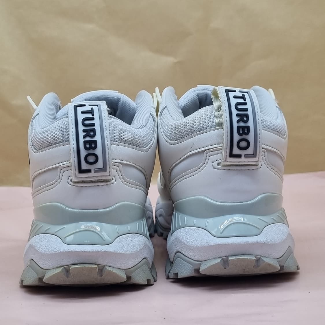 데상트 터보엑스 운동화 240 상품이미지4