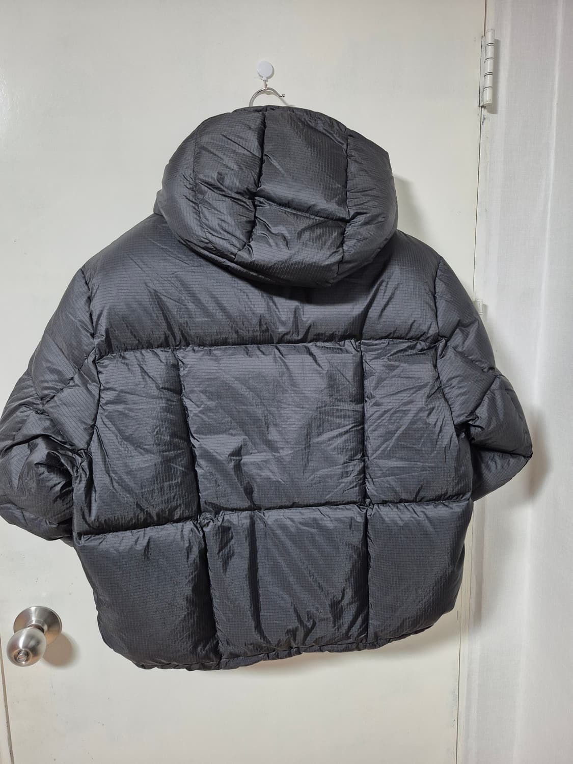 25FW 벨리에 크로스라인 후디스 구스다운 립스탑블랙  상품이미지4