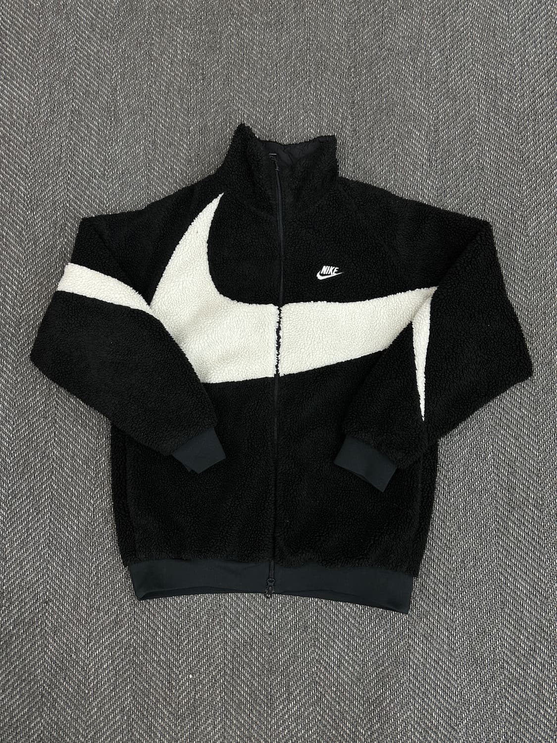 나이키 리버시블 뽀글이 자켓 상품이미지1