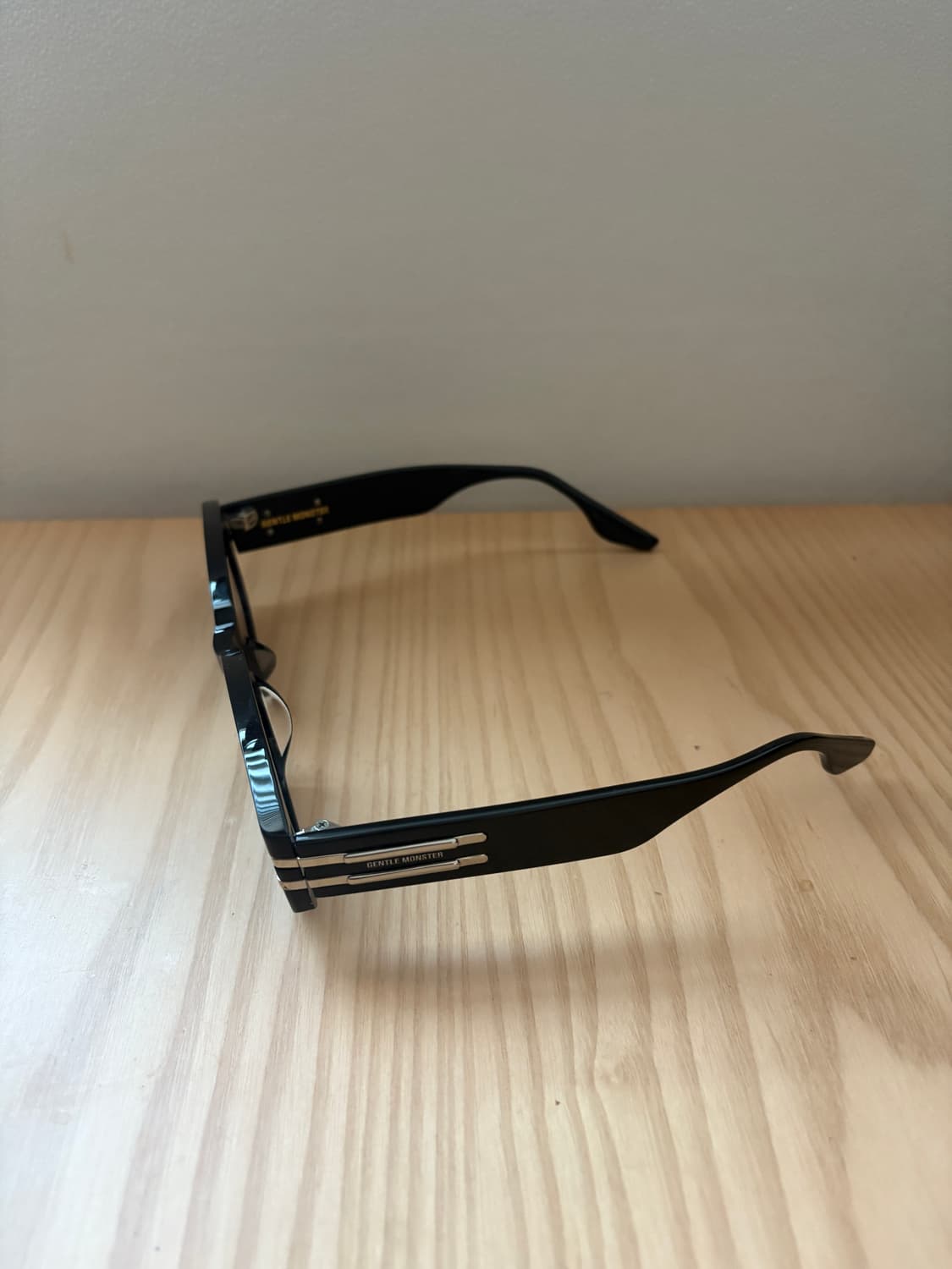 젠틀몬스터  상품이미지2