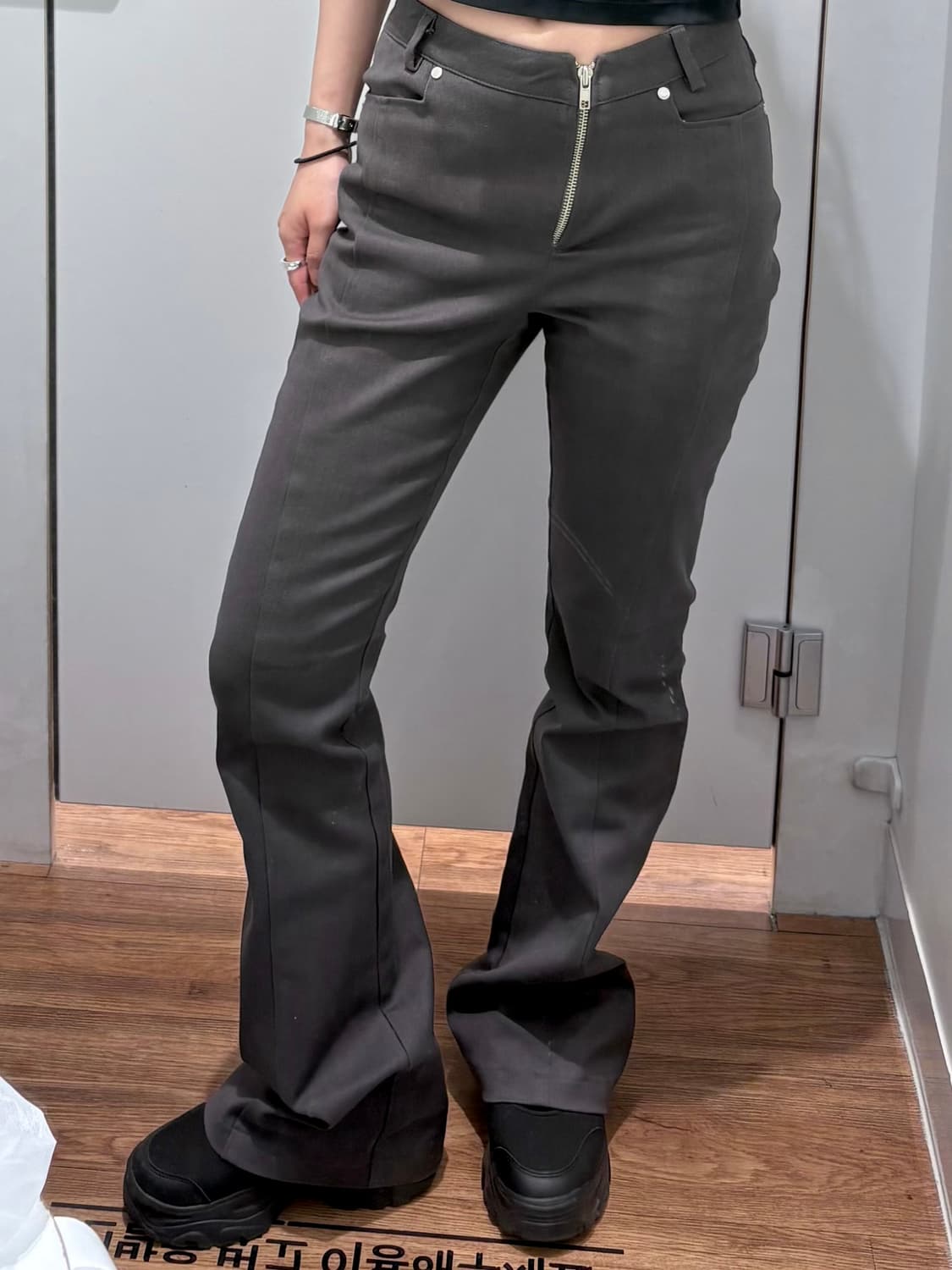 yuse 유즈 front slim 부츠컷 팬츠 차콜 s 상품이미지3