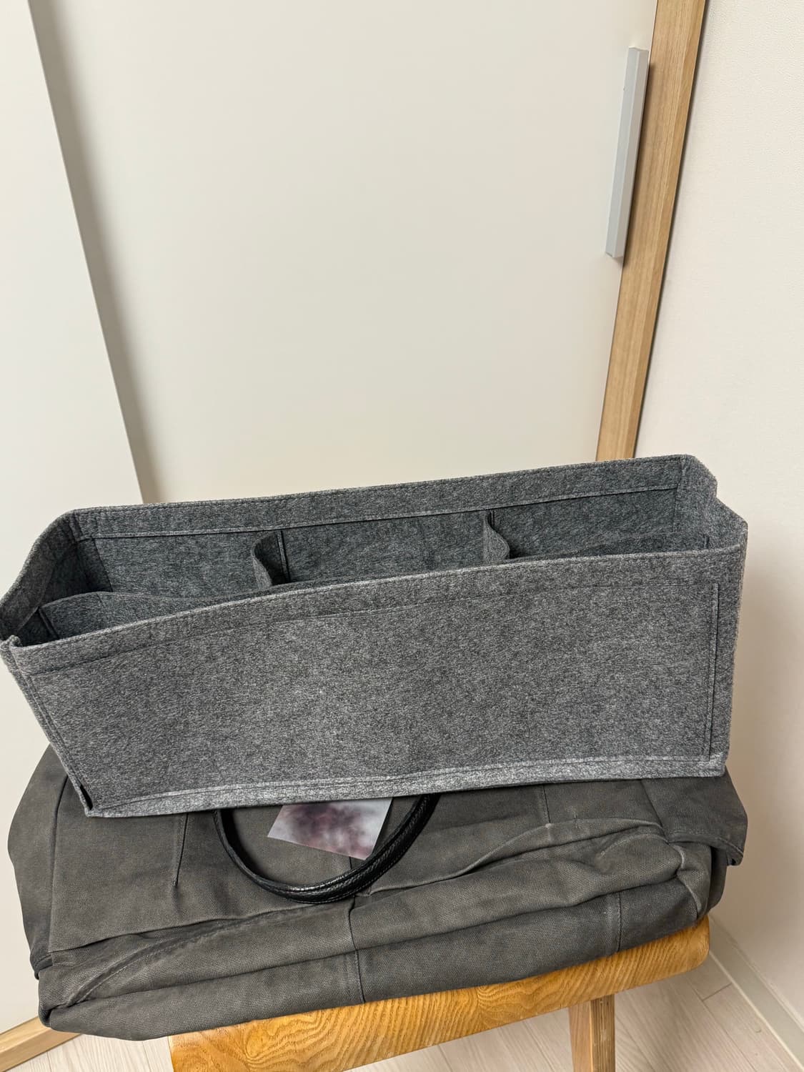 EP.8 SYNOPSIS 02 BAG 상품이미지3