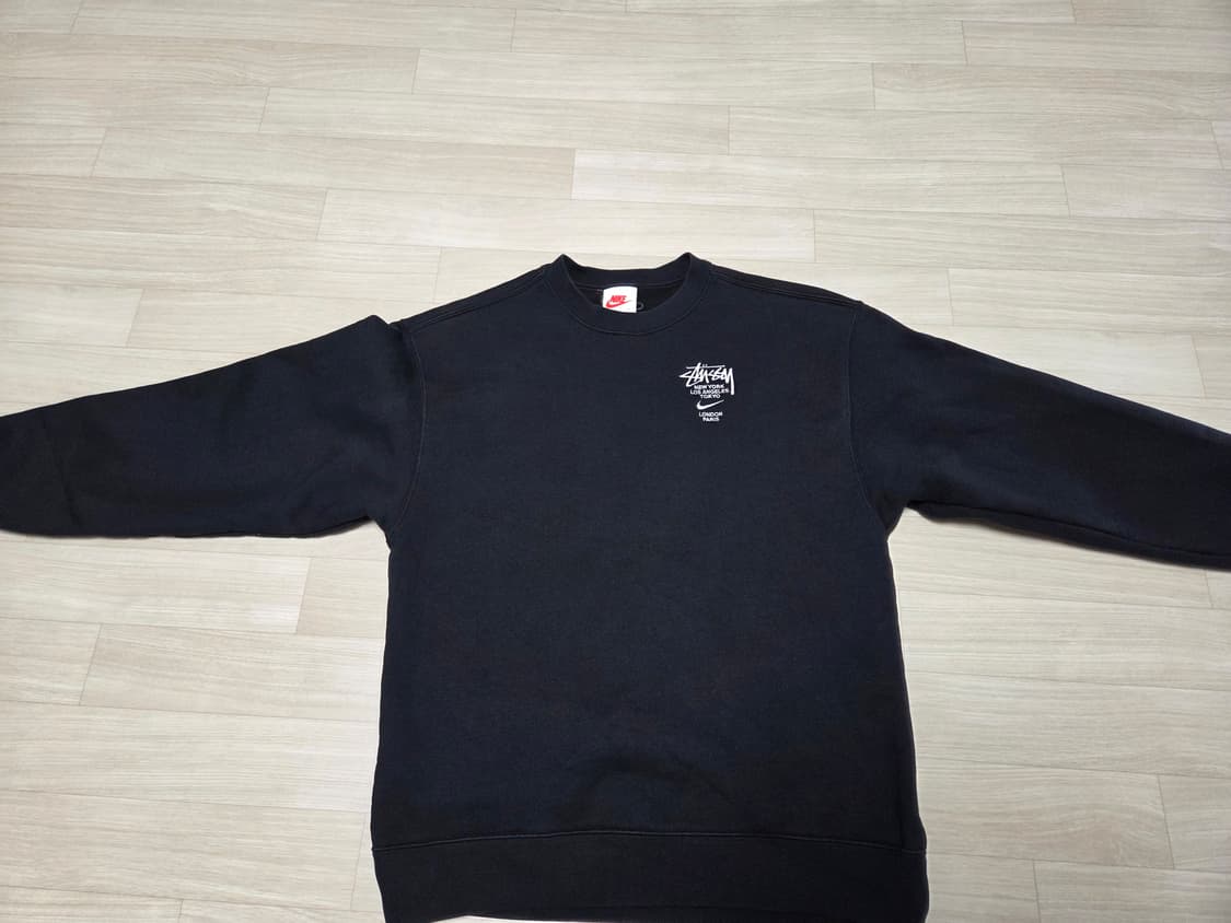 S) 나이키 x 스투시 NRG 플리스 크루넥 블랙 초판 판매합니다 상품이미지2