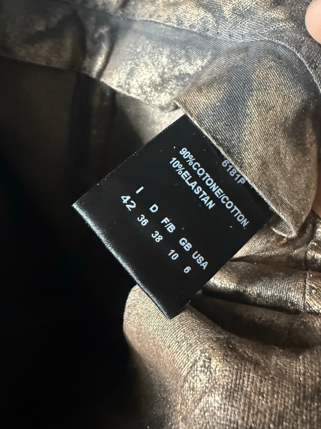 MASNADA Metallic Coated Slim Pants 상품이미지7