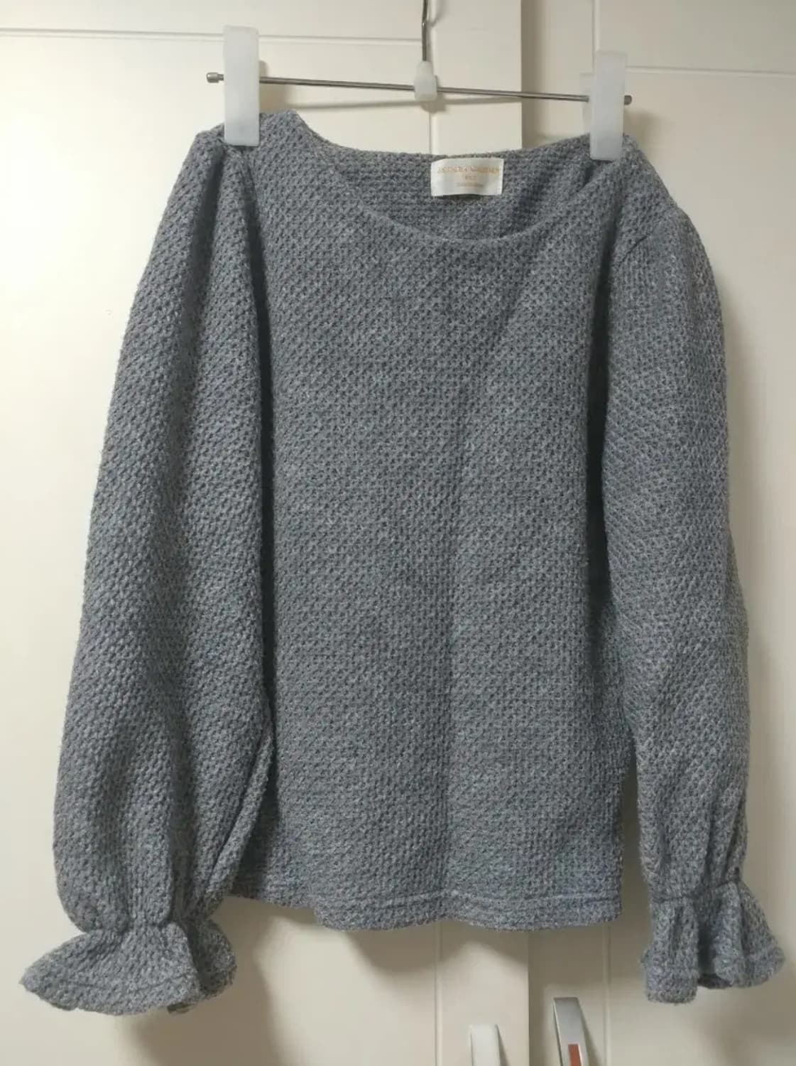 프릴 퍼프 소매 와플 니트 블라우스 55 44 s 상품이미지1