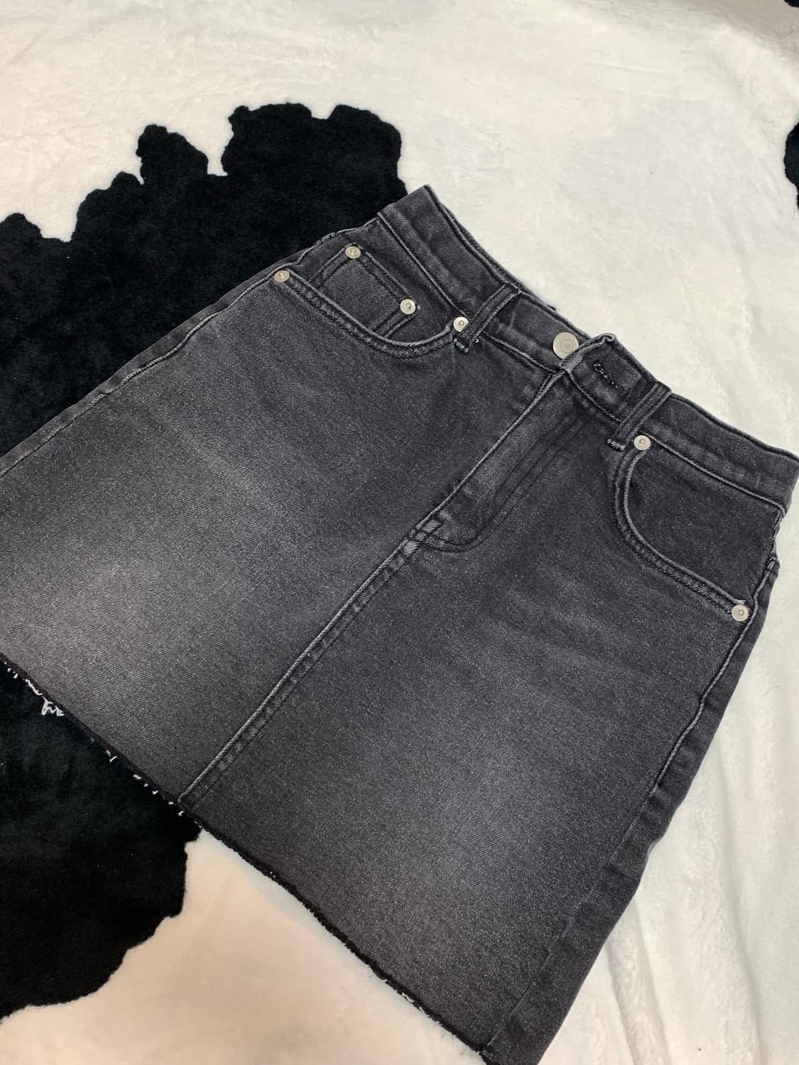 페일제이드 다크블루워싱 데님 미니스커트  상품이미지2